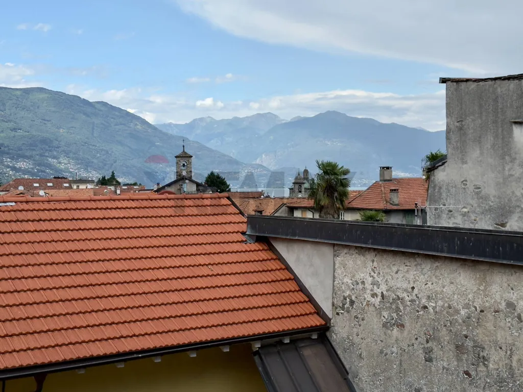 Terrass - Historic Apartment with Lake View in Cannobio