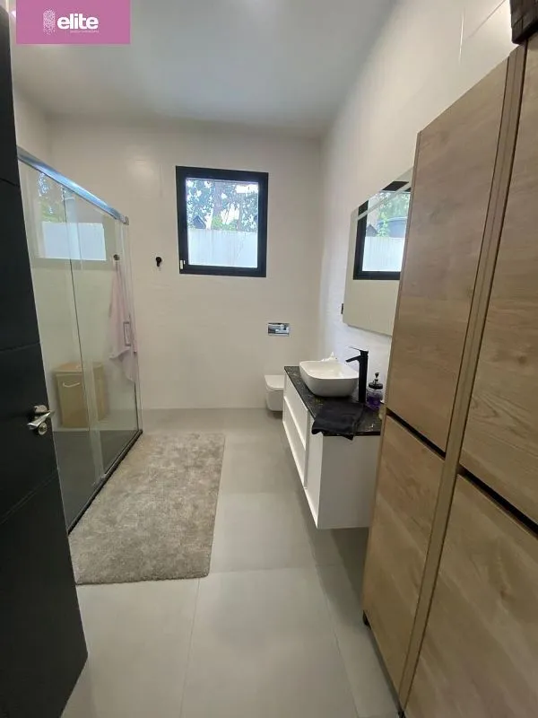 Salles de bain - Single-Storey Chalet with Pool in El Juncal
