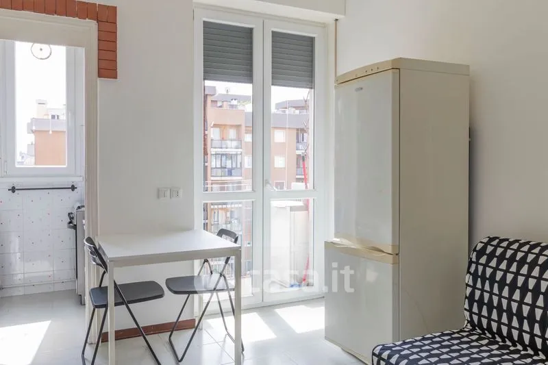 Magamistoad - Brightly Lit Flat with Balcony in Milan