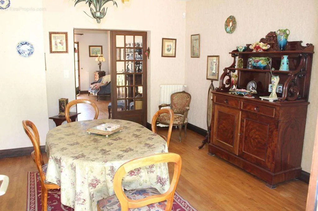 Dining Room - Traditional House with Pool in Périgord Blanc