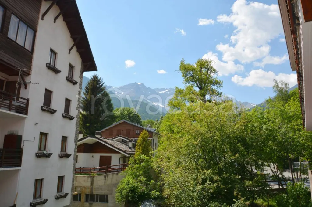Balcon - Apartment with Balcony in Bardonecchia Centre