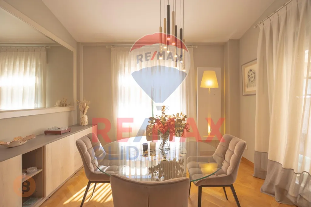 Söögituba - Modernised Chalet with Garden in La Flecha
