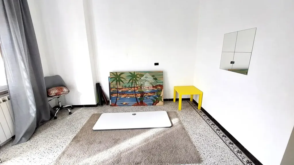 Chambres - Apartment with Balconies near Piazza del Popolo, Latina