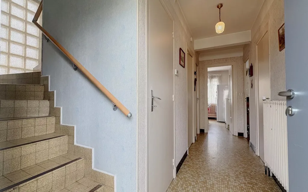 Hallway - Individual House with Garden in Dijon South