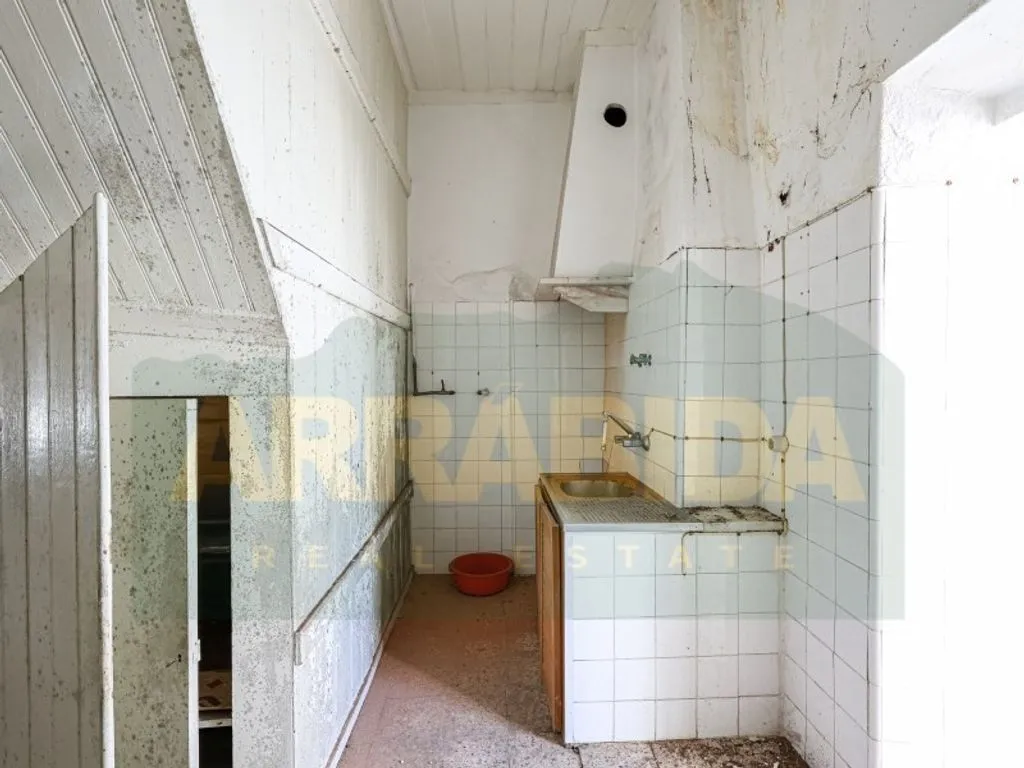 Cuisine - Luxury Apartment Complex for Renovation in Sesimbra