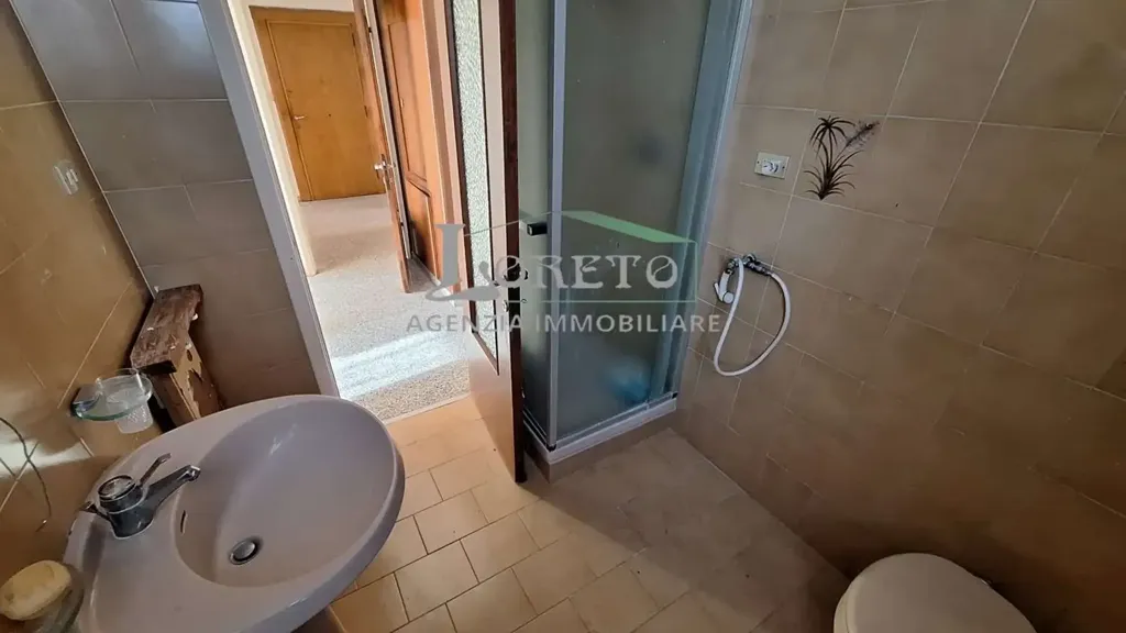 Salles de bain - Quadrilocale with Triple Exposure in Rapallo
