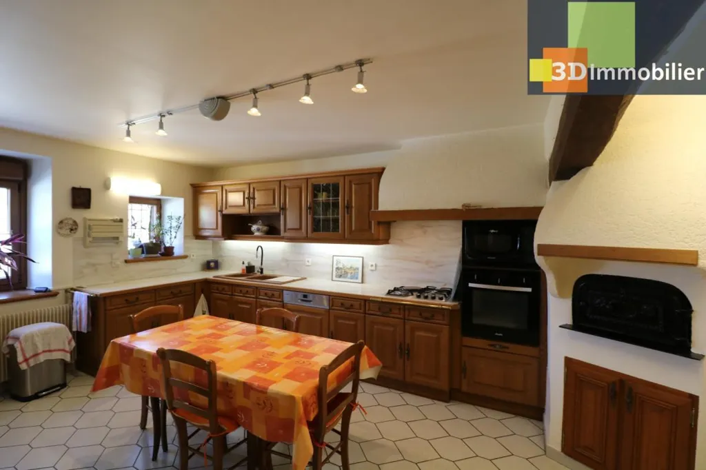 Cuisine - Maison Vigneronne avec Jardin à Domblans