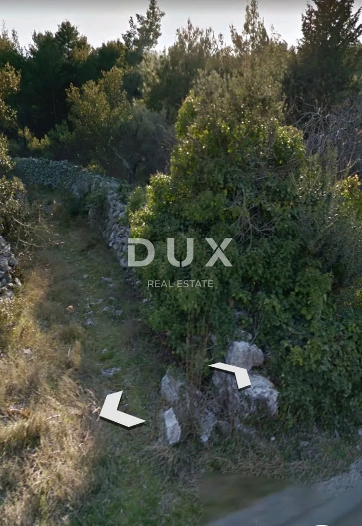 Aed - Development Land with Sea Proximity in Hvar