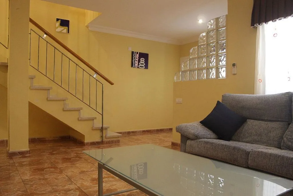Elutuba - Duplex with Terrace in Agüimes