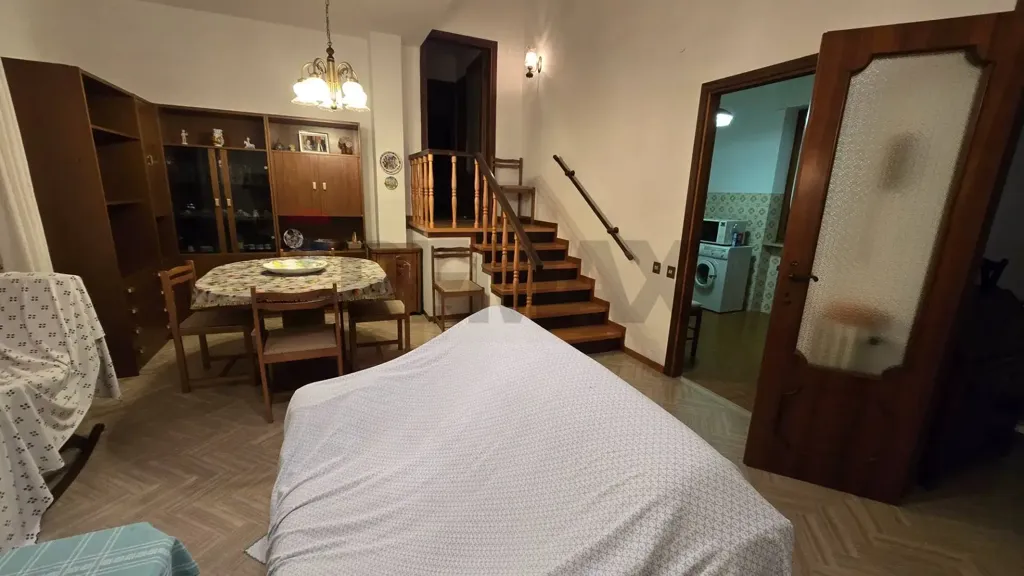 Sala da pranzo - Classical Villa with Garden in Sassoferrato
