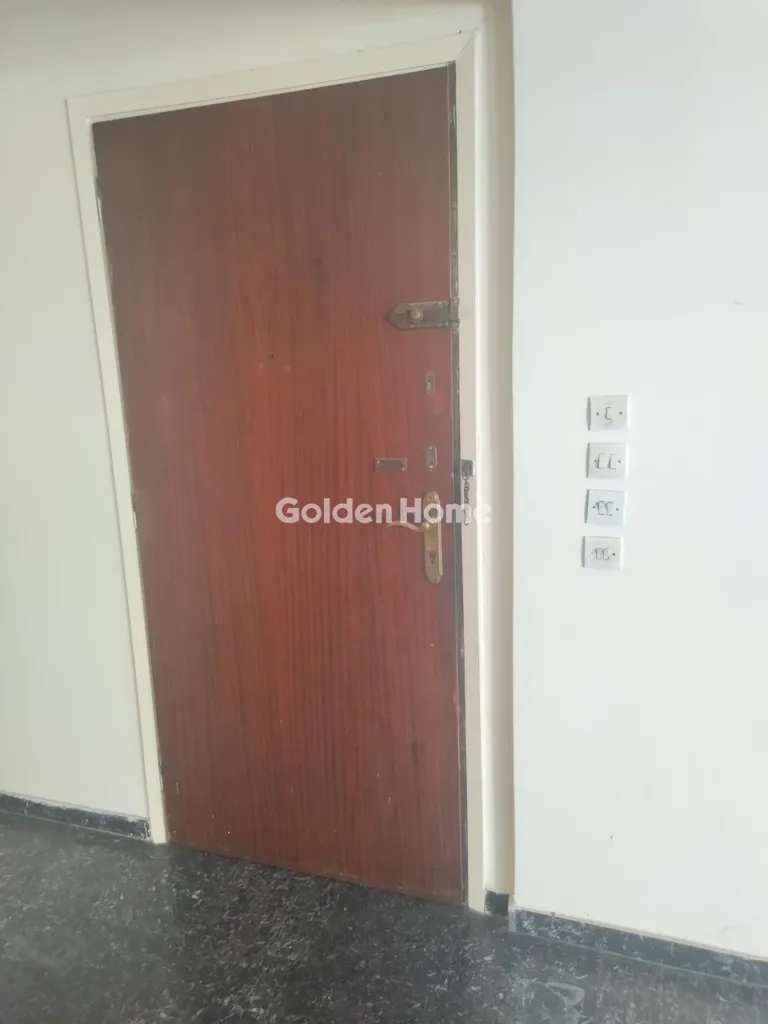 hallway_entrance