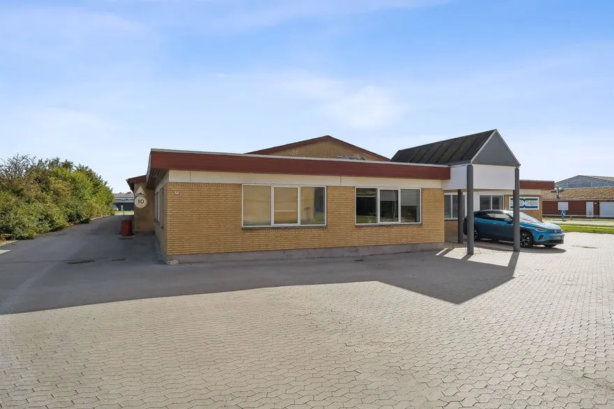 Välivaade - Warehouse & Production Facility in Randers NØ