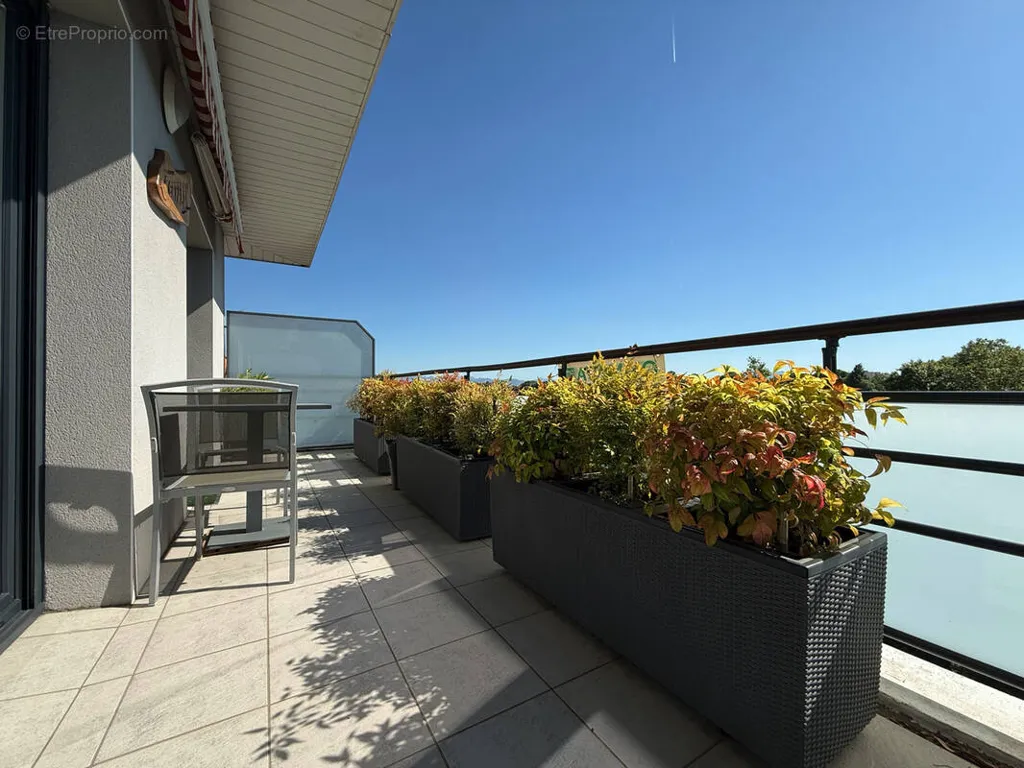 Balcony - Luxury Flat with Terraces in Bayonne
