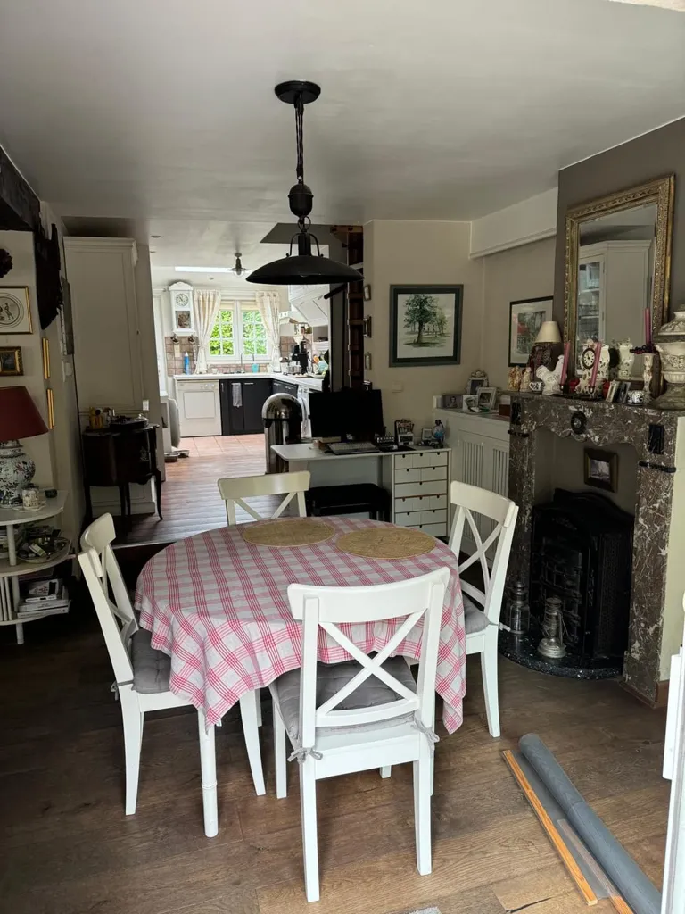 2-bedroom house in Rhode-Saint-Genèse