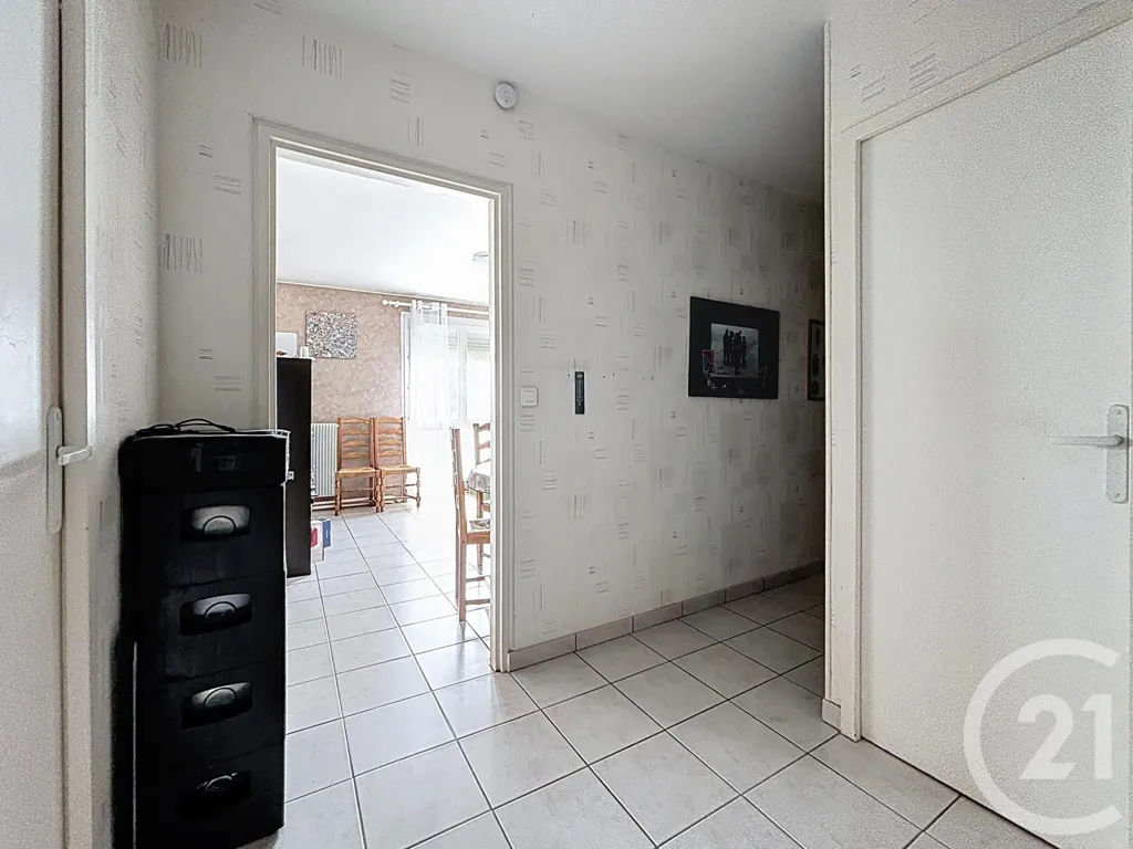 Entrée - Appartement avec Ascenseur à Dijon