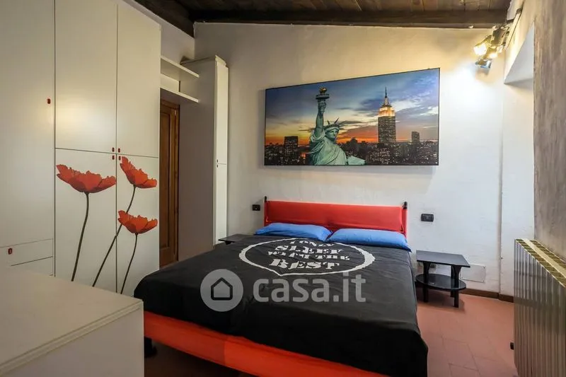 Bedrooms - Furnished Flat with Balcony in Bergamo's Città Alta