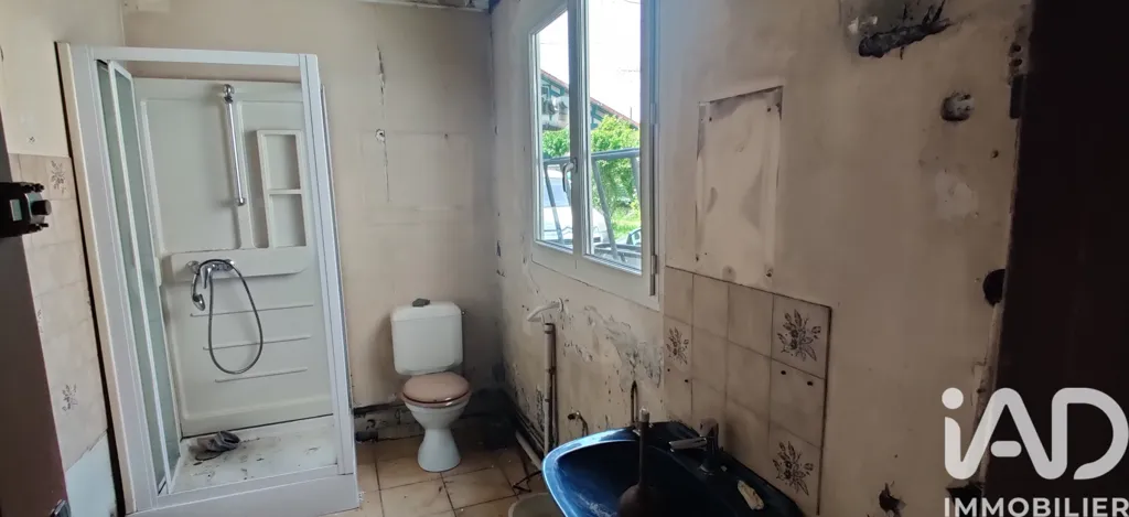 Salles de bain - Deux Maisons avec Jardin à Neuilly-sur-Marne