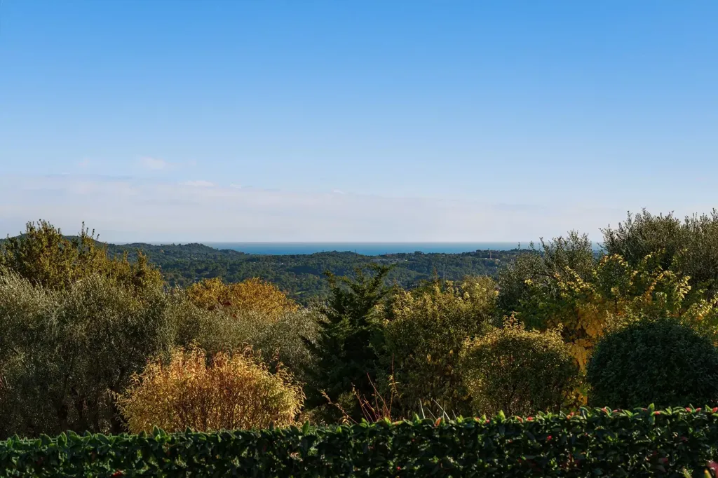 Garden - Villa with Sea View in Grasse