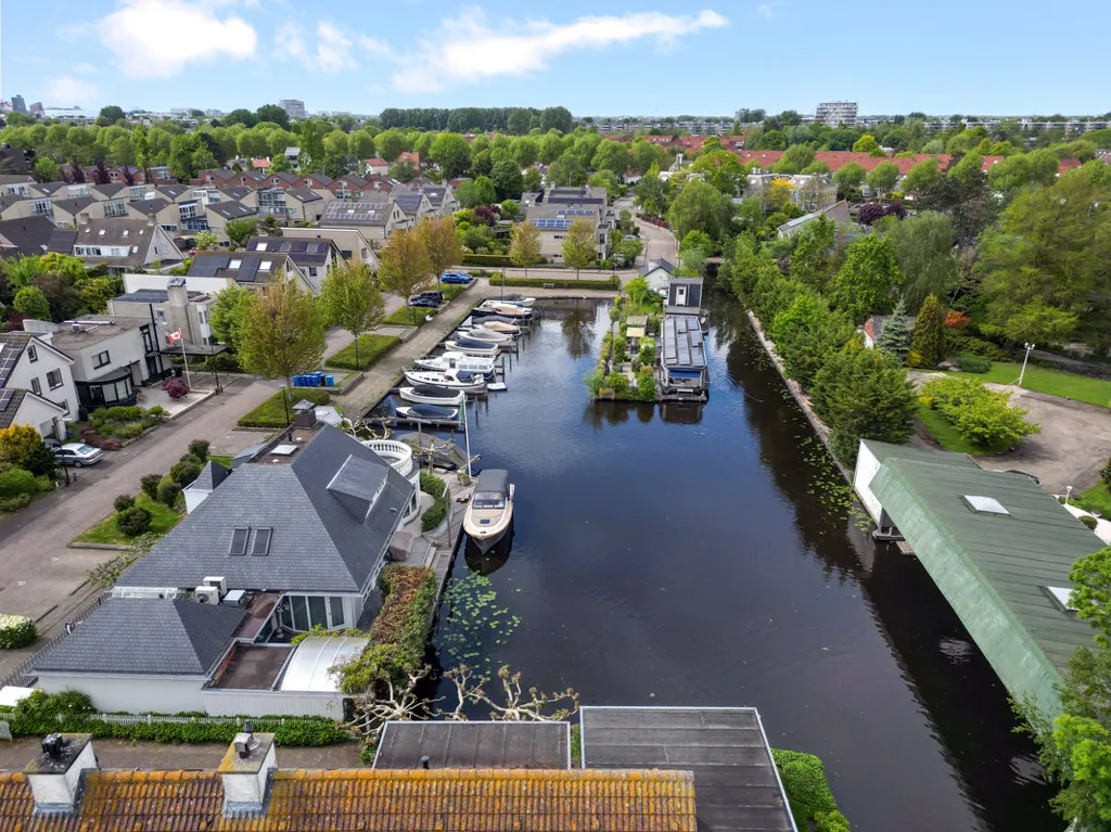 Vue aérienne - Villa with Water View in Leidschendam