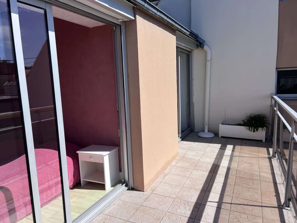Rõdu - Bright T2 Apartment with Terrace in Erquy