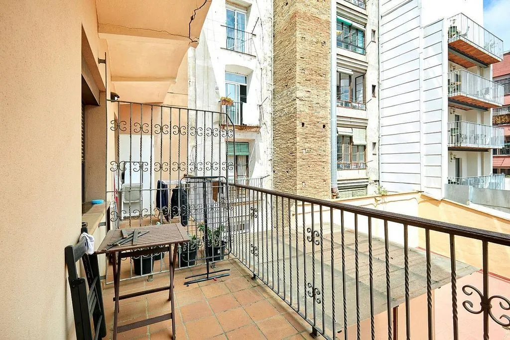 balcony