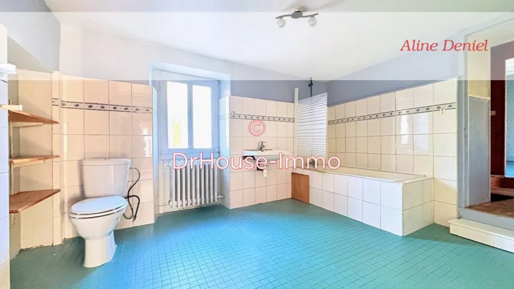 Bathrooms - Renovable Bar-Restaurant with Habitation in Baudre