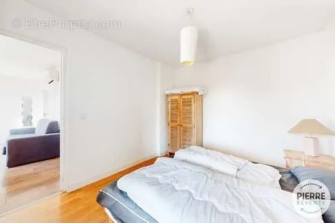 Chambres - Appartement Meublé avec Balcon à Lagord