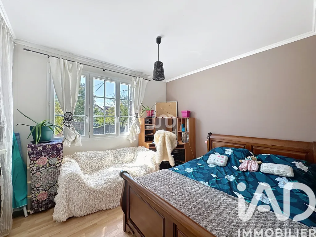Chambres - Maison avec Jardin et Terrasse à Sartrouville