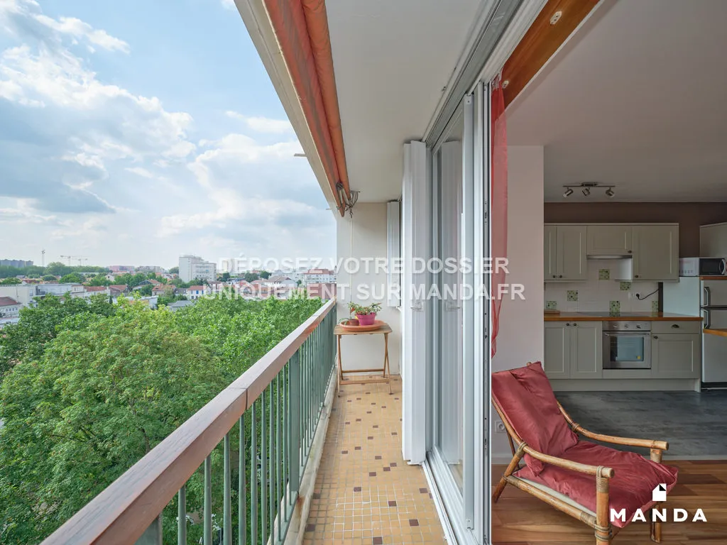 Rõdu - T4 Flat with Balconies in Villejuif