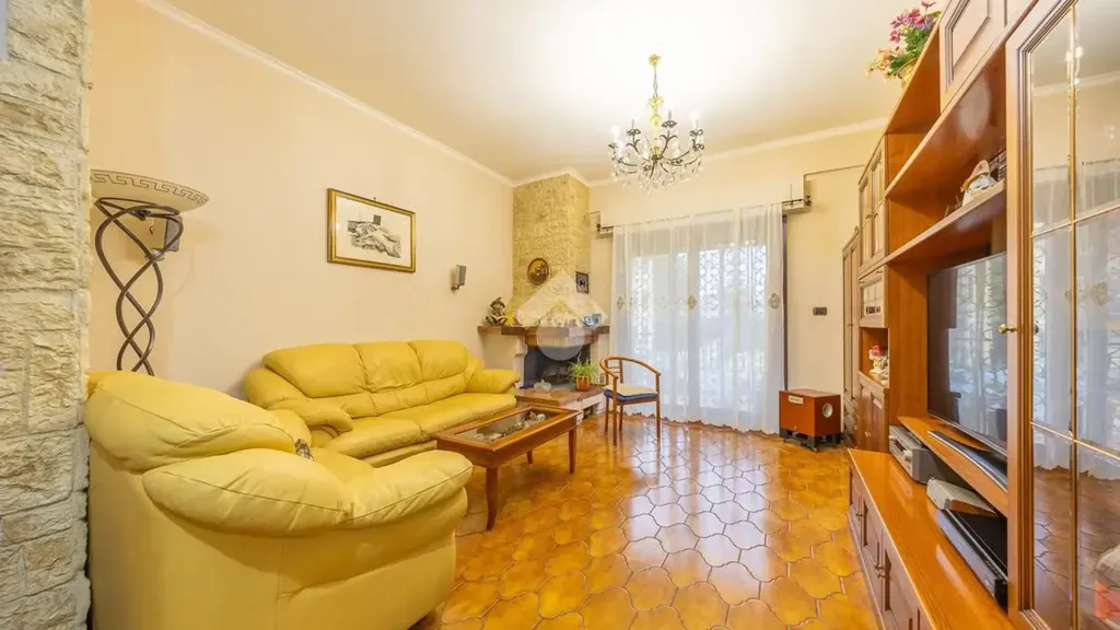 Séjour - Apartment with Balconies in La Rustica, Rome