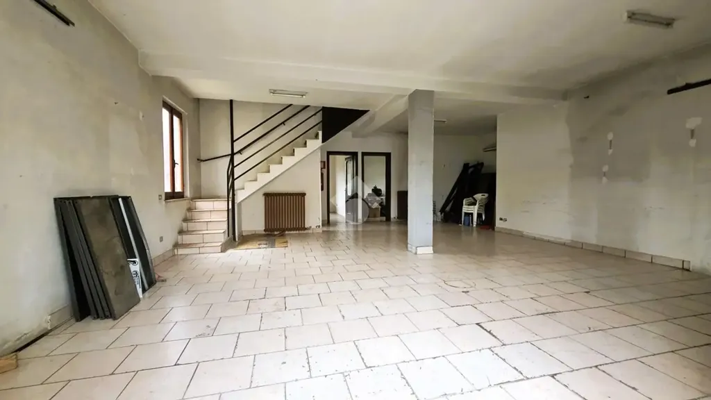 Pièces - Villa with Garden in Borgo Virgilio