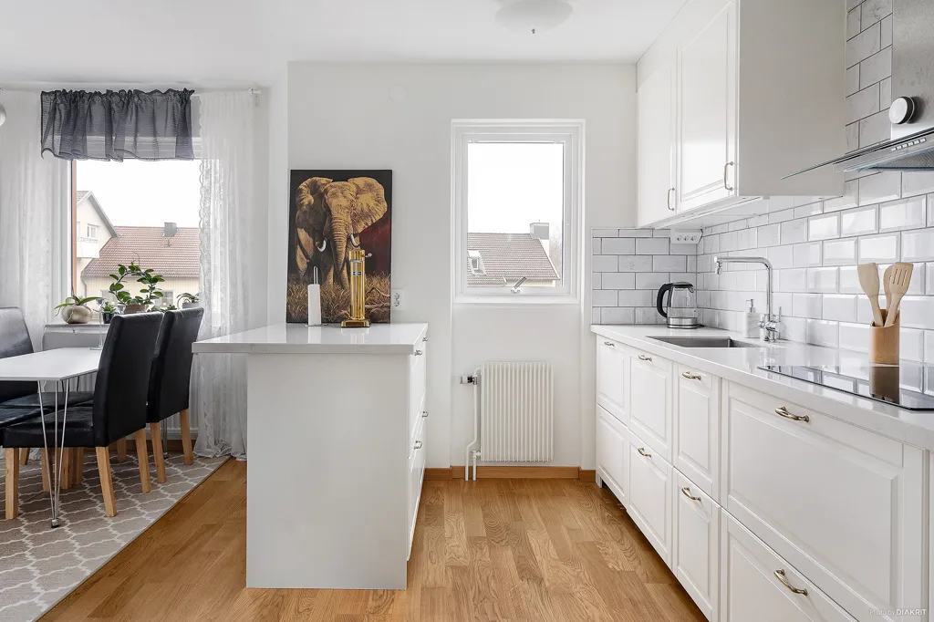 Cuisine - Modern Flat with Balcony in Trandared