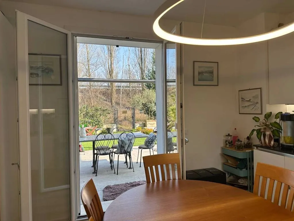 Salle à manger - Luxury Terraced House with Pool in Lodi