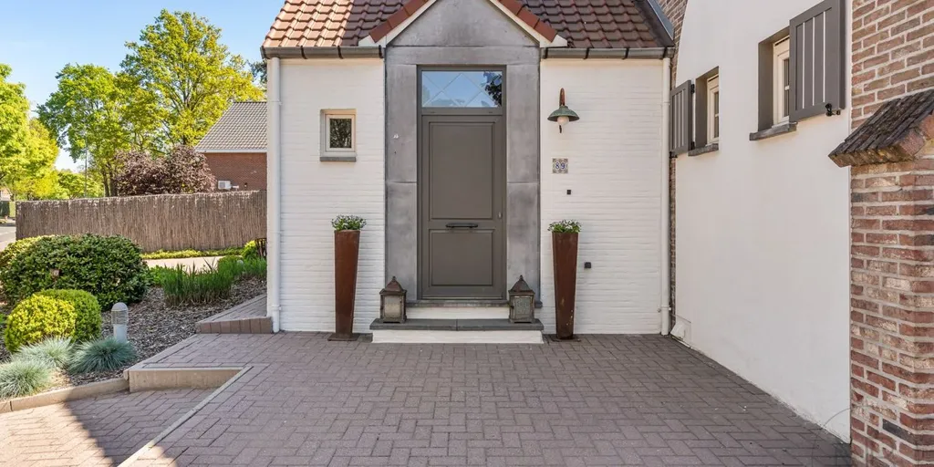 Välivaade - Detached House with Integrated Workspace in Genk