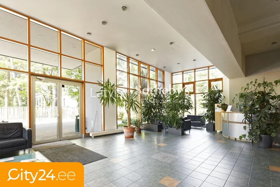 Esik - Furnished Apartment with Sea Access in Lielupe