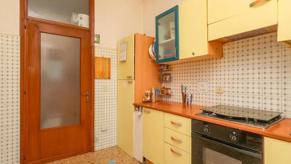 Köök - Spacious Apartment with Three Balconies in Campagna Lupia