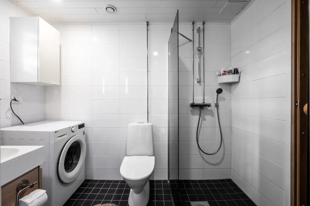 Salles de bain - Modernised Loft with Balcony in Kastelli