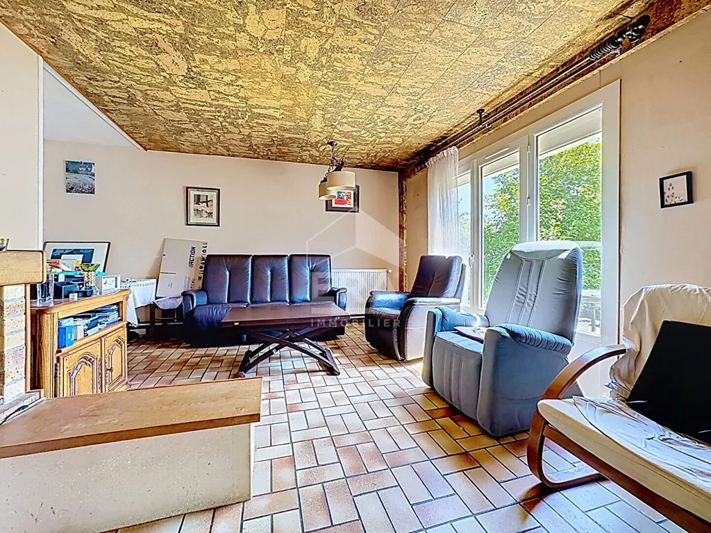Soggiorno - Ground Floor House with Garden in Étréchy