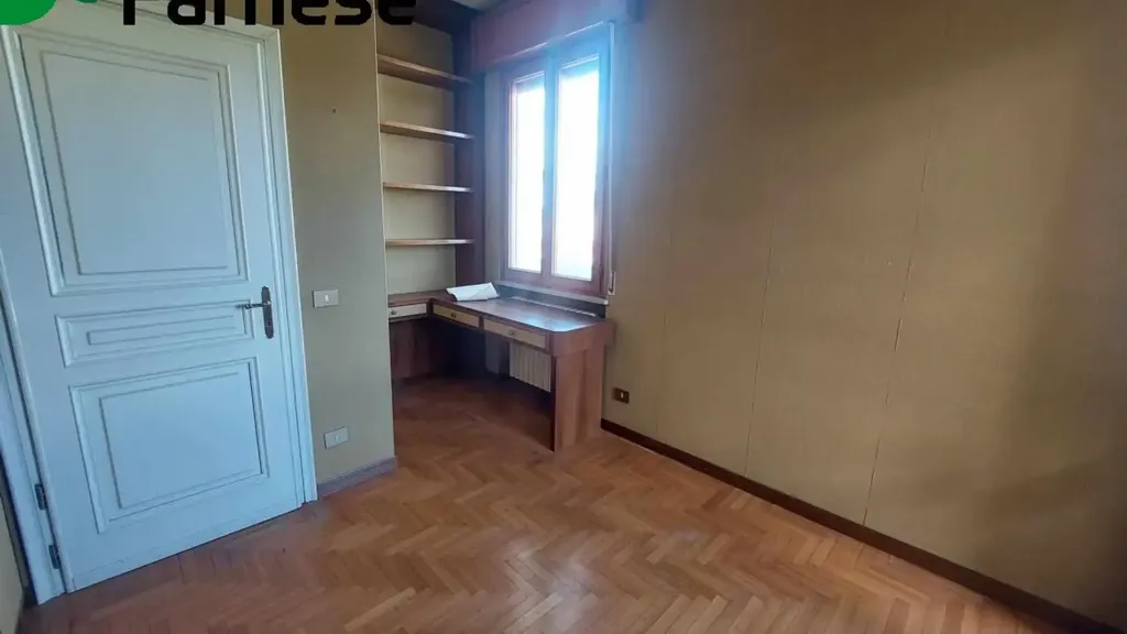Chambres - Multi-Level Apartment near Stadio, Piacenza