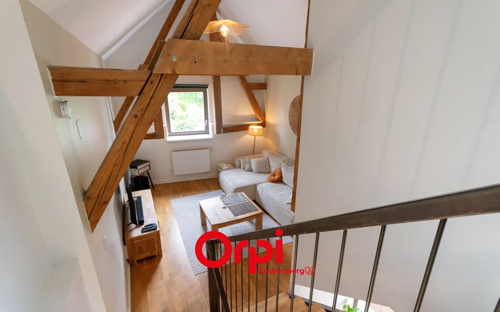 Pièces - Triplex Lumineux avec Terrasse à Gougenheim
