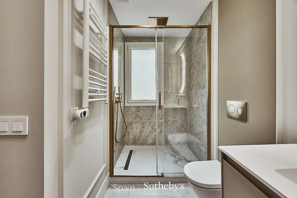 Salles de bain - 2-Bedroom Flat with Air Conditioning in Chueca