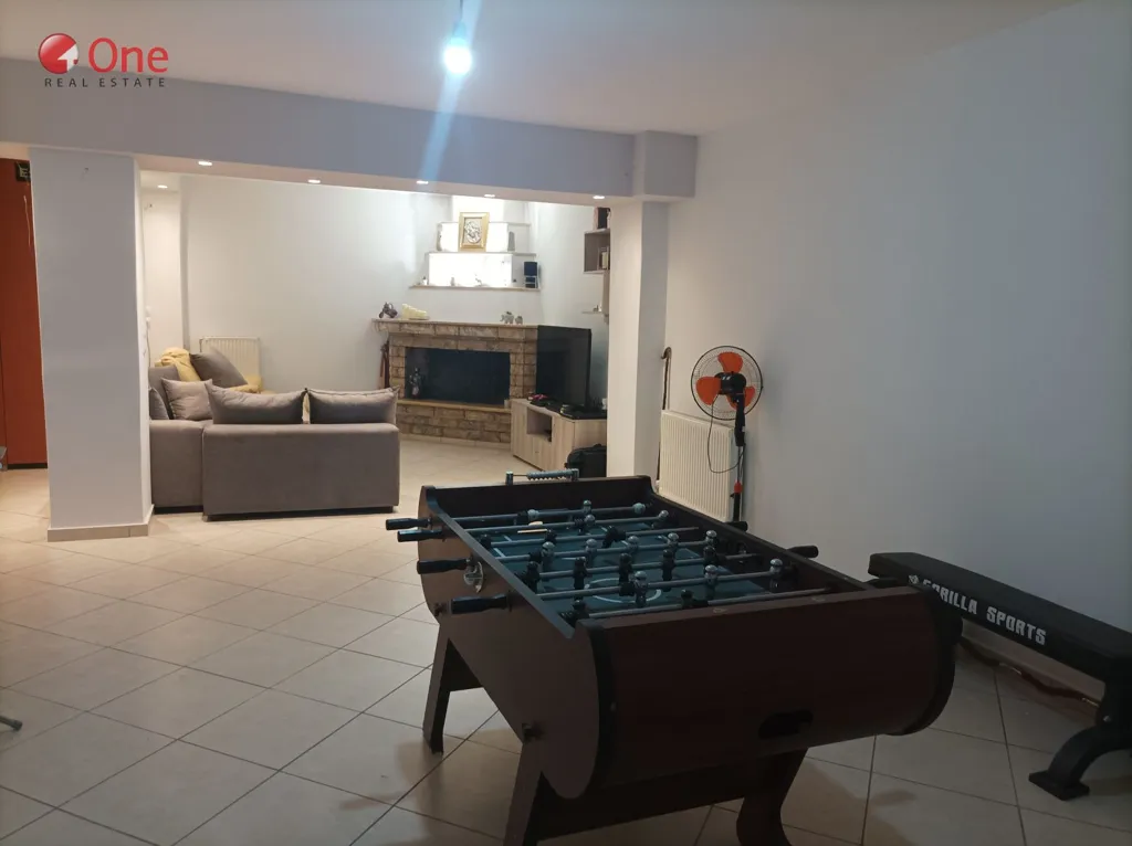 Toad - Apartment Complex with Parking in Ano Liosia