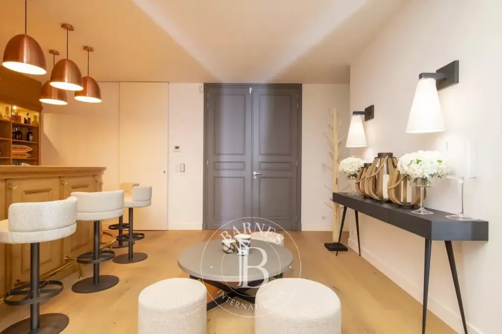 Soggiorno - Luxury Duplex with Balcony in Bordeaux