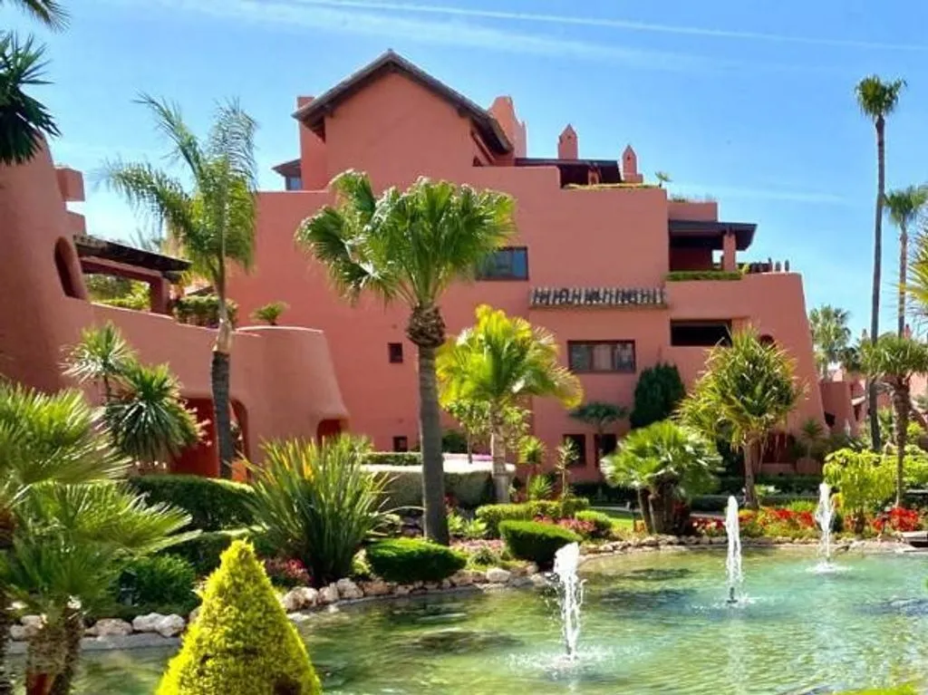 Aed - Ground Floor Beachfront Flat in Estepona