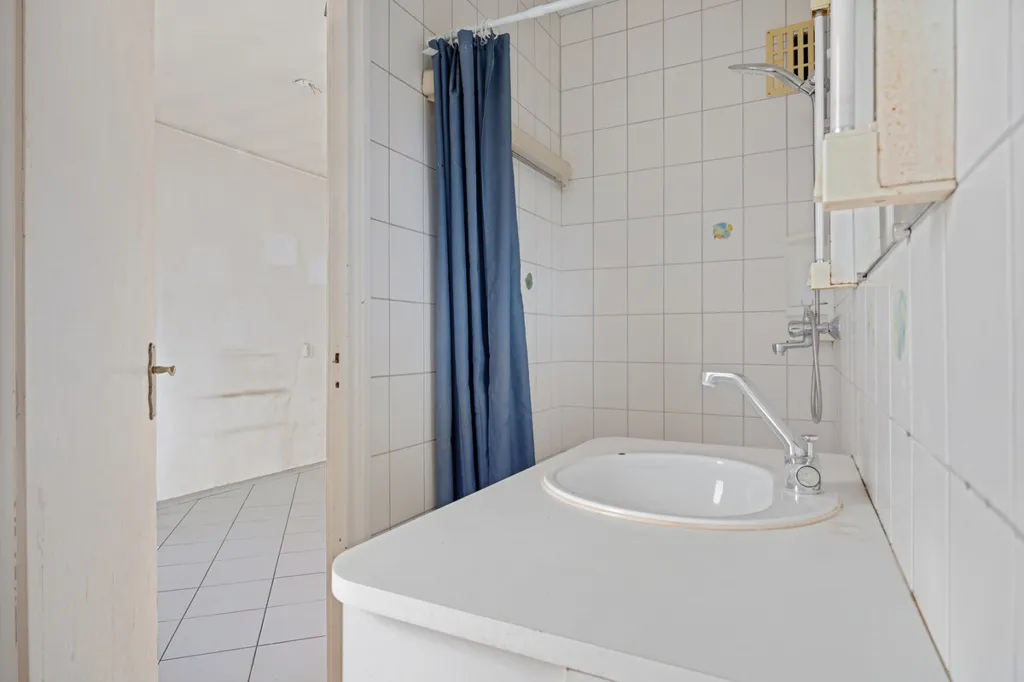 Vannitoad - Top Floor Flat with Balconies in Apeldoorn