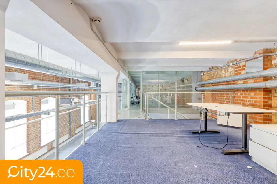 Studio - Office Building with Modern Lifts in Teika