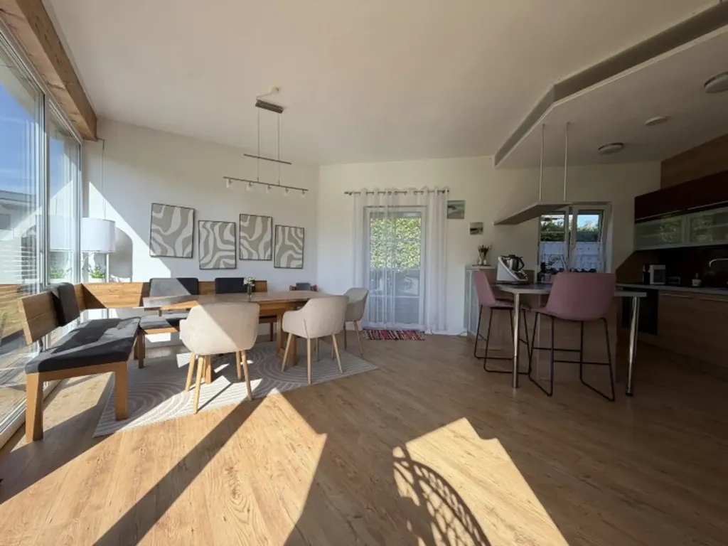 Söögituba - Garden Flat with House Character in Wankham