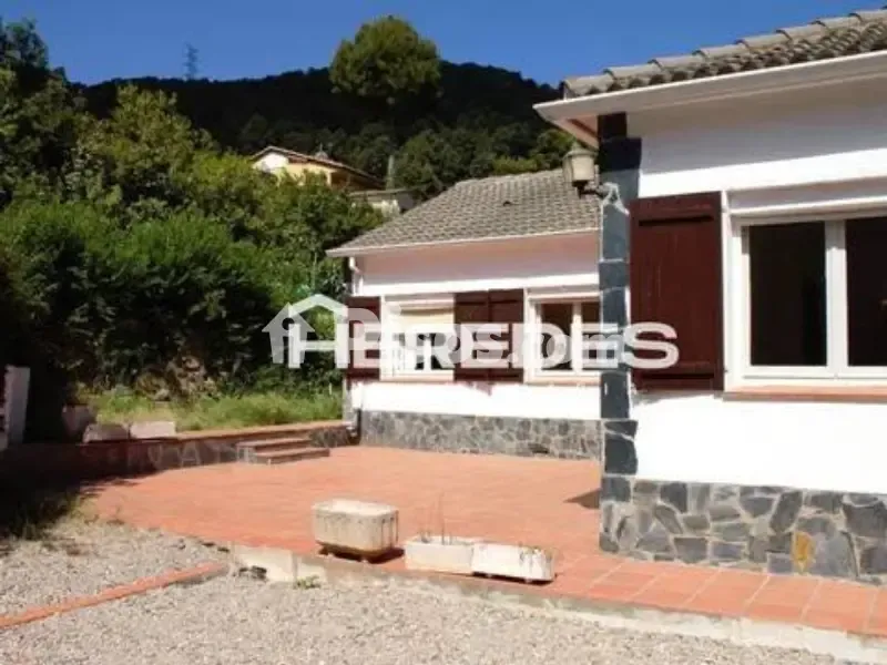 Välivaade - Chalet with Terrace in Torrelles de Llobregat