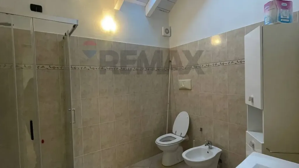 Vannitoad - Spacious 2-Bedroom Apartment in Mesenzana