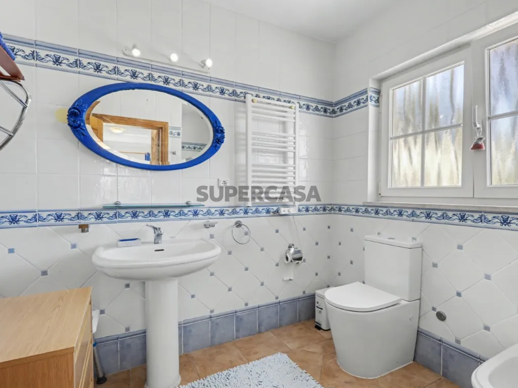Bathrooms - Detached Villa with Pool in Fonte Santa, Loulé